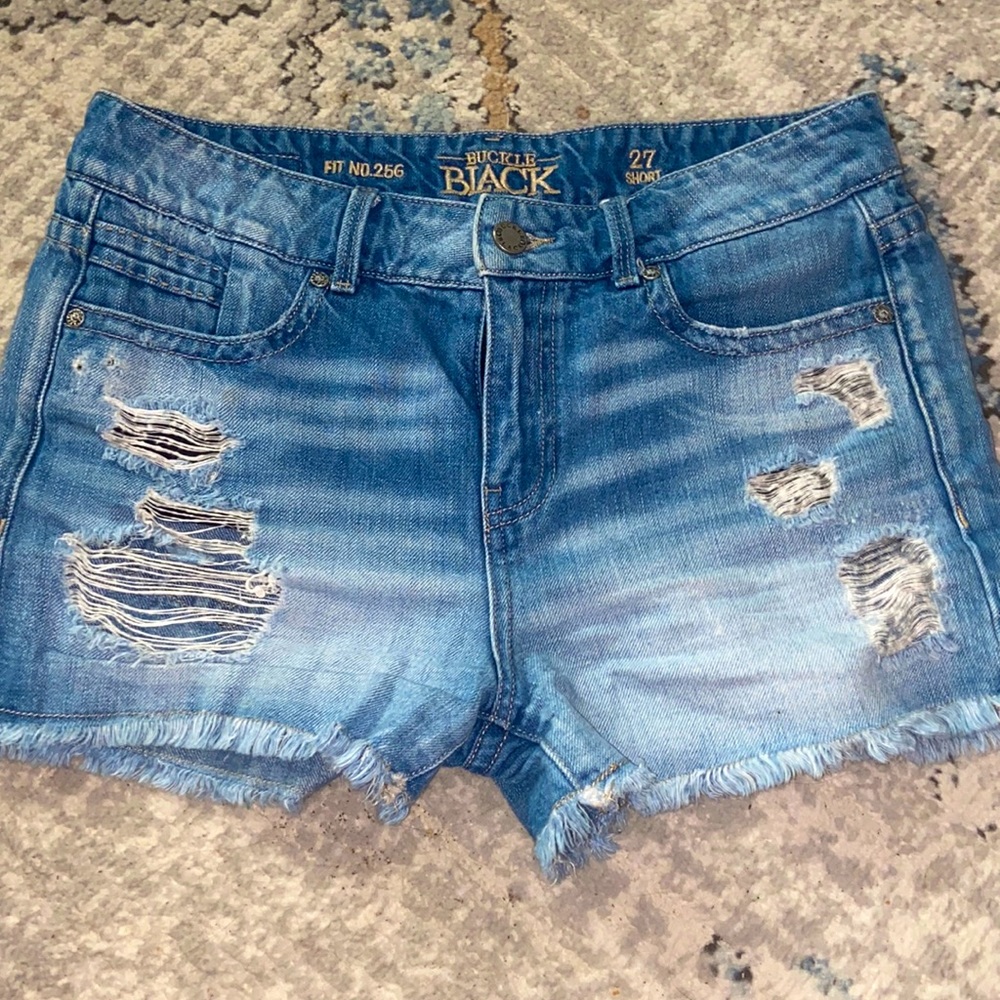 Buckle Black Shorts ♥️